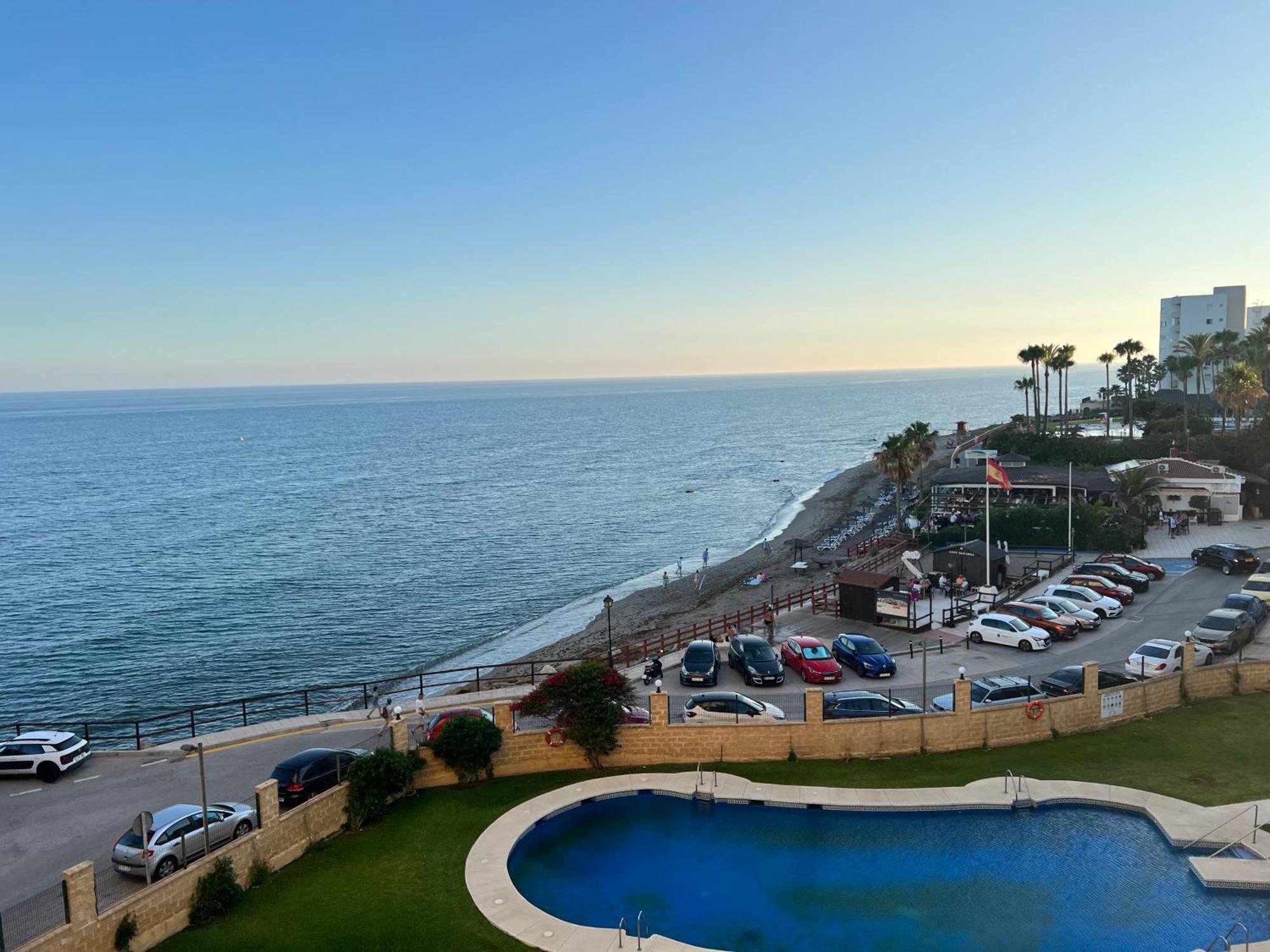Sitio de CalahondaRibera Playa Alhamarアパートメント エクステリア 写真